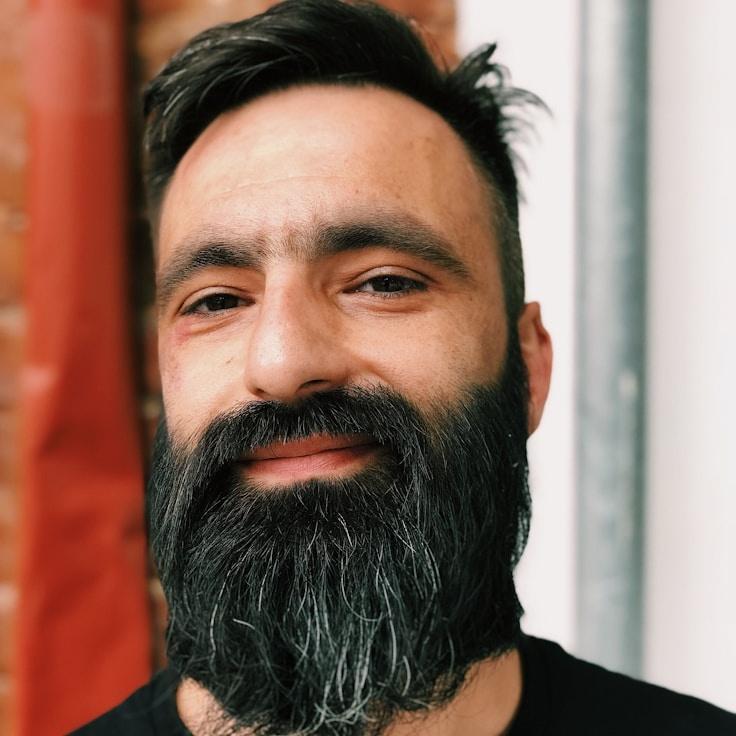 Clara Santos - Founder of BriskGardenLine